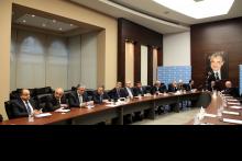 جانب من اجتماع الكتلة في بيت الوسط برئاسة الرئيس السنيورة