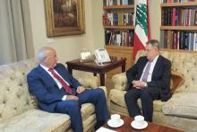 الرئيس السنبورة مسقبلا النائب غازي العريضي