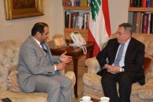 الرئيس السنيورة مستقبلا السفير الاماراتي