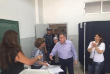 الرئيس السنيورة في قلم الاقتراع في صيدا