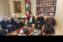 الرئيس السنيورة مستقبلا وفد هيئة علماء المسلمين