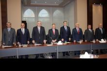 الكتلة تقف دقيقة صمت حدادا على النائب السابق سمير فرنجية