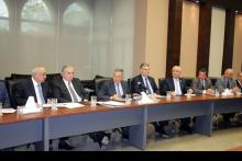 جانب من اجتماع الكتلة في بيت الوسط