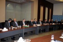 الكتلة قي بيت الوسط