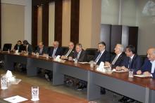 جانب من اجتماع الكتلة في بيت الوسط