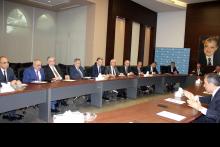 جانب من اجتماع الكتلة في بيت الوسط