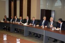 جانب من اجتماع الكتلة في بيت الوسط