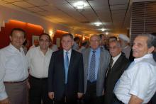 الرئيس السنيورة مع اعضاء جمعية جامع البحر